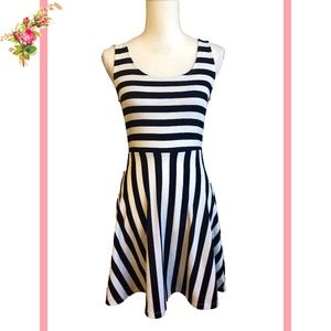 H&M Black Striped Sleeveless Flared Mini Dress XS